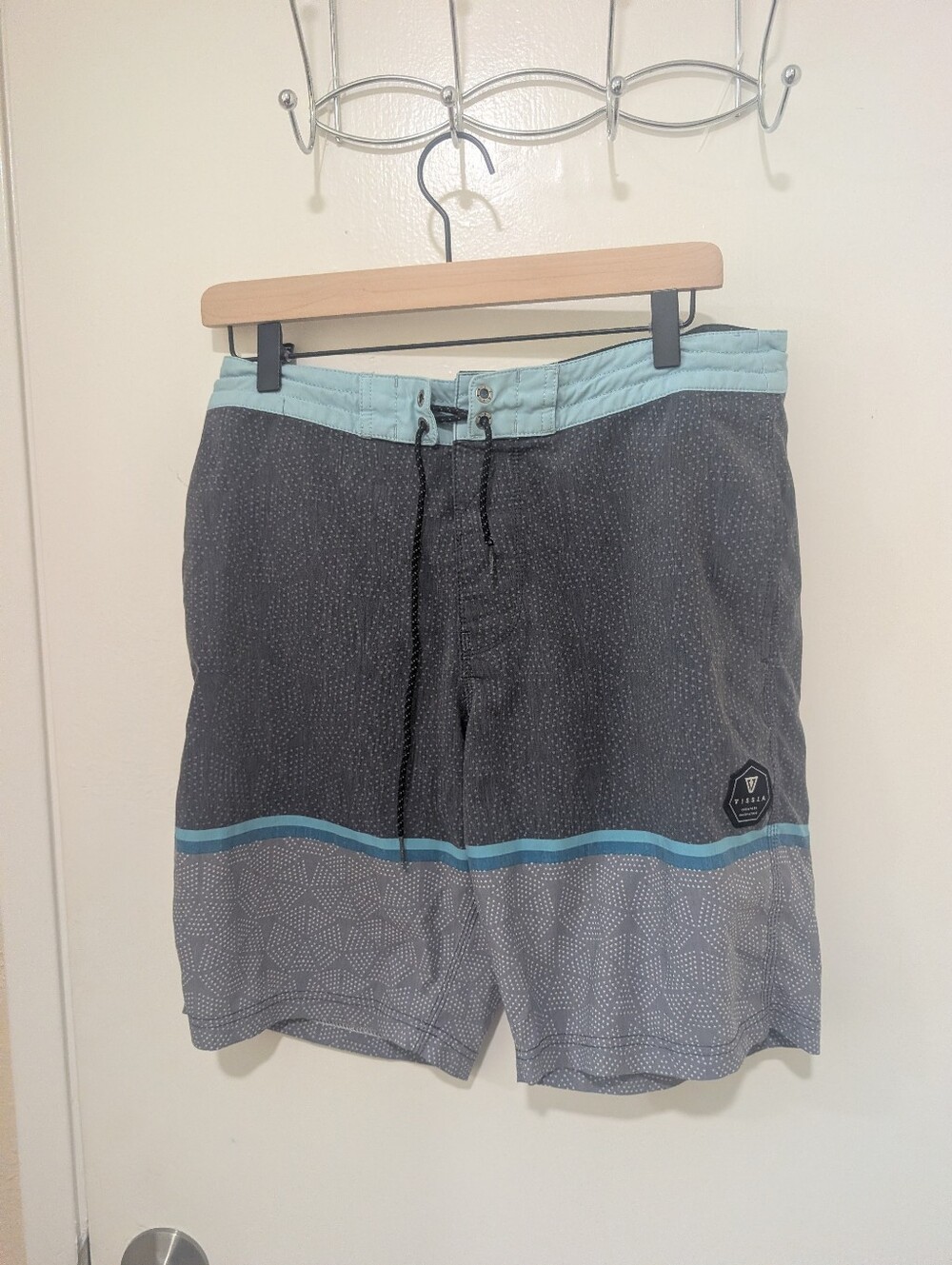 Vissla 18.5" Blue And Grey Colorblock Board Shorts